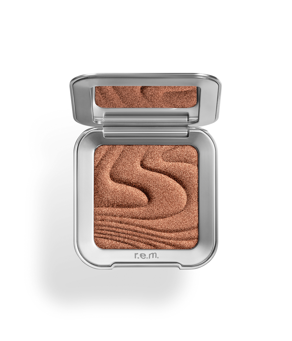R.e.m Beauty Interstellar Highlighter Topper- Miss Mars